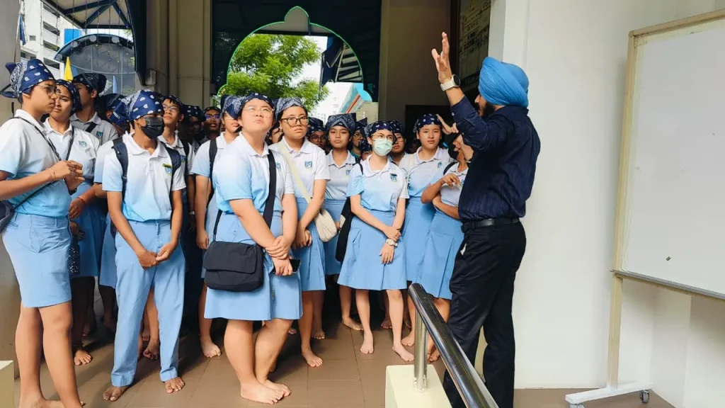 2025 oct 17th students from chinese school 4